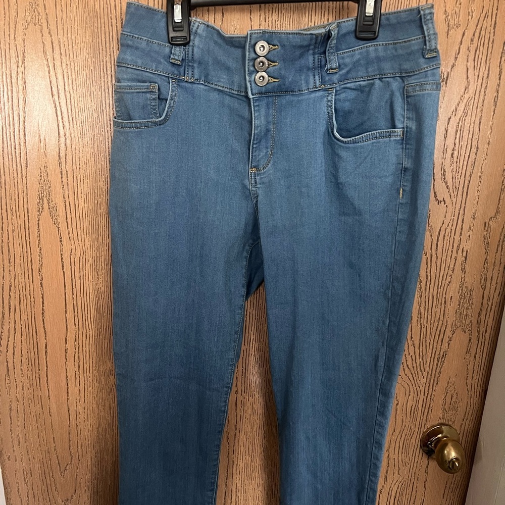 Arizona jeans company